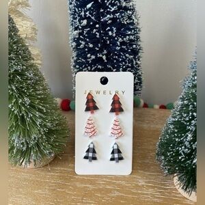 🆕Christmas tree stud earrings - 3 pair - Christmas tree cake & Buffalo plaid